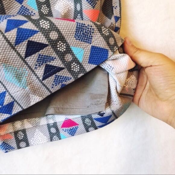 Hollister Grey Aztec Patterned Skirt - Picture 4 of 6